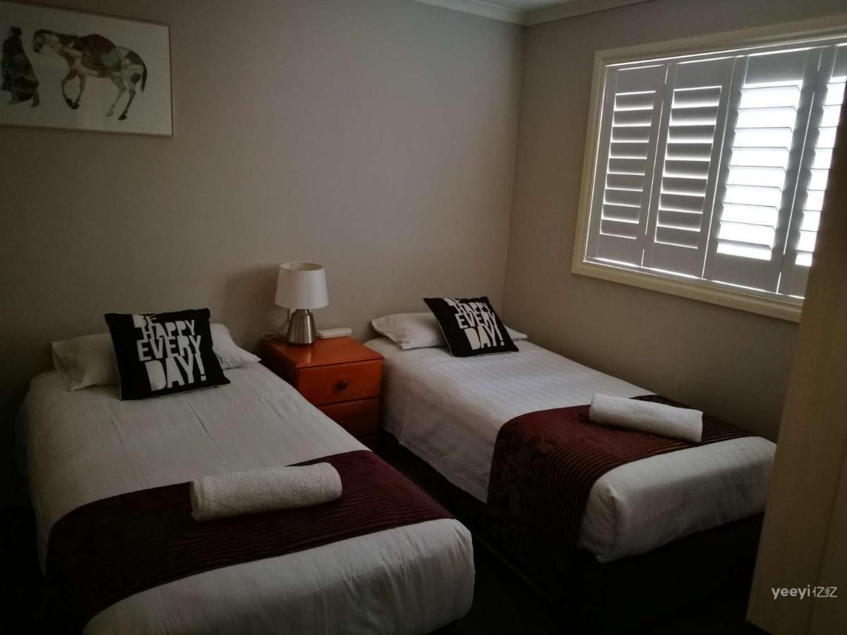 الشقق الفندقية ملبورنفي  Moonee Valley Views المظهر الخارجي الصورة